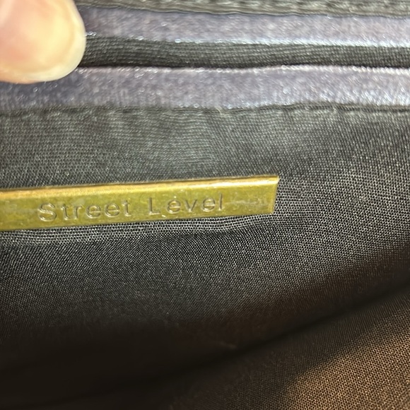 Street level velvet navy blue Crossbody purse with suede tassel. - Picture 6 of 8